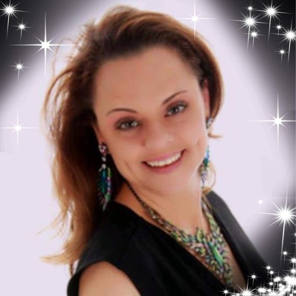 Meet your Posher, Shay - Picture 3 of 3